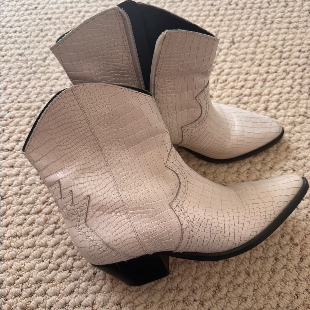 Shultz White Croc-Embossed Western Ankle Boots - Women